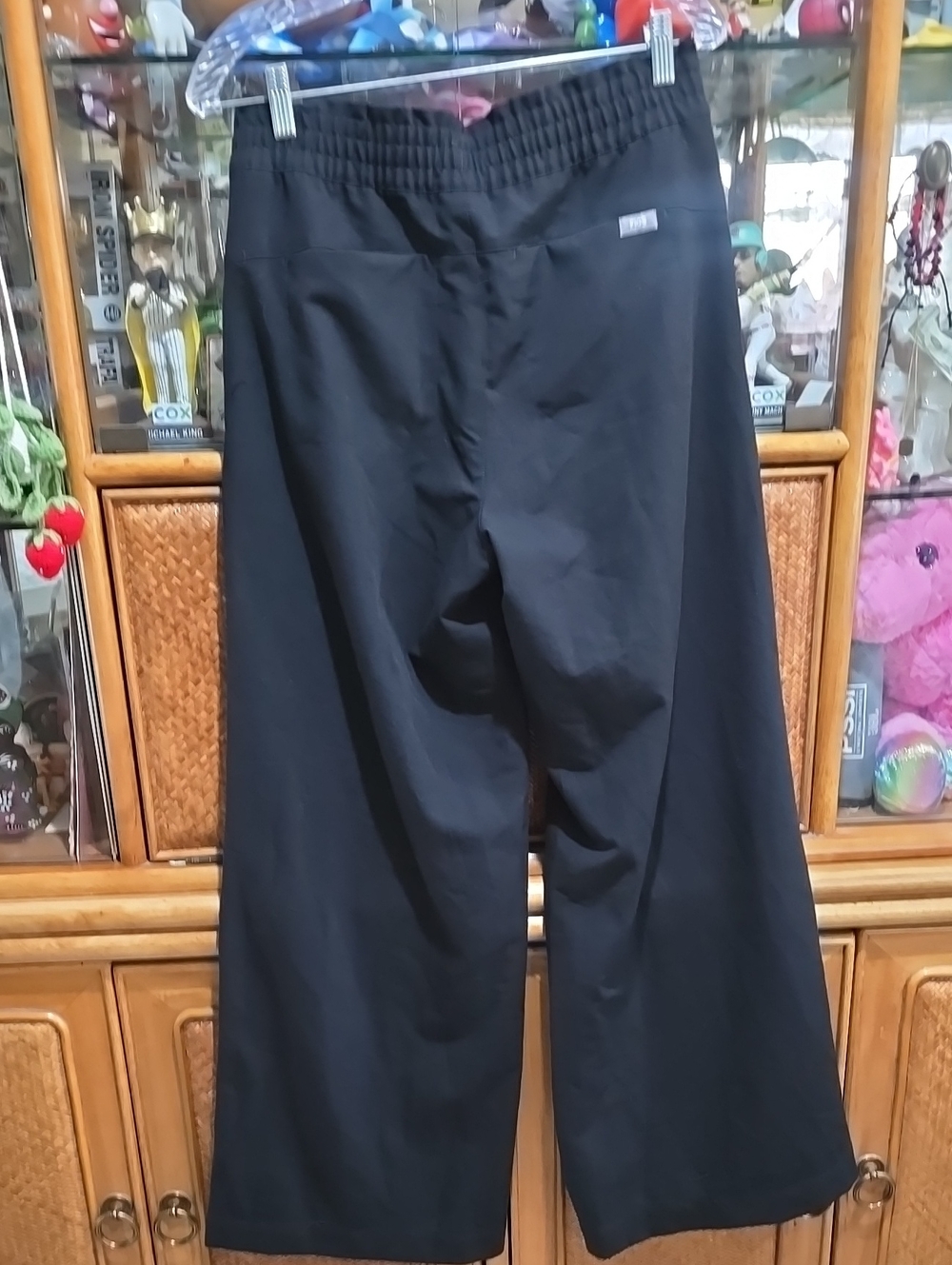 Figs Wide Leg Pants - Picture 6 of 8